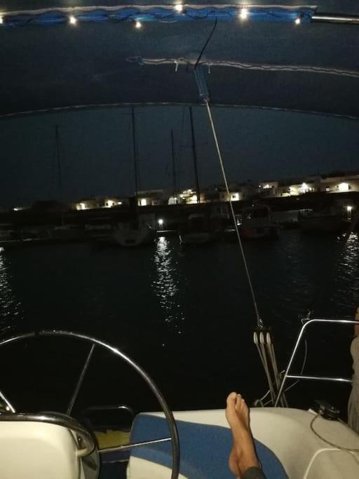Magnifico Barco En La Graciosa Hotel Caleta de Sebo Luaran gambar