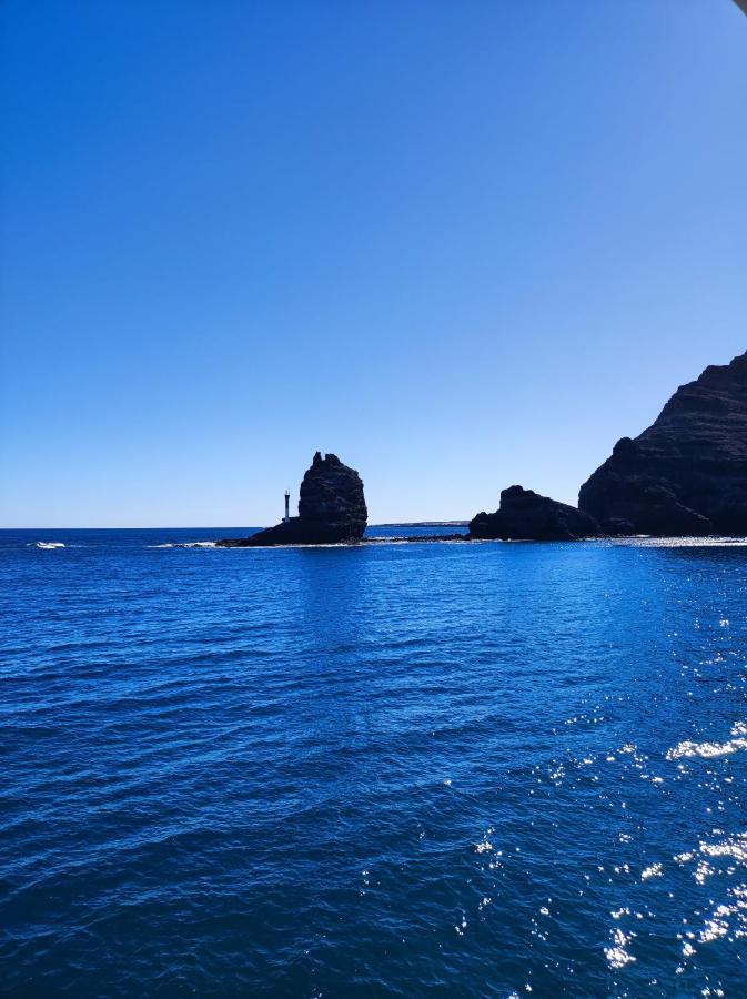 Magnifico Barco En La Graciosa Hotel Caleta de Sebo Luaran gambar